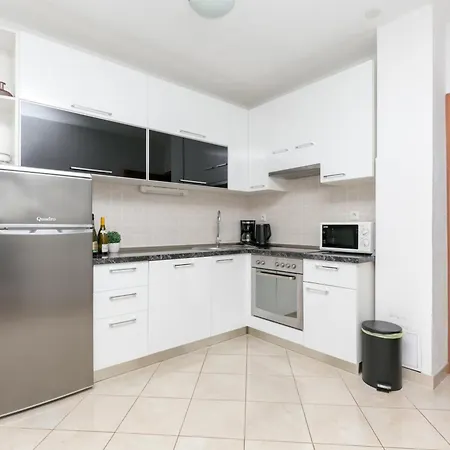 With Swimming Pool Seget Vranjica, Trogir - 24946 Appartement