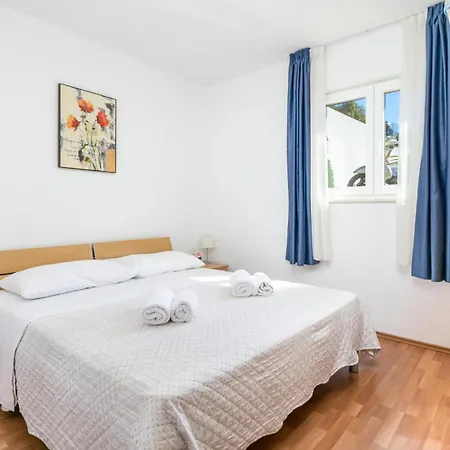 With Swimming Pool Seget Vranjica, Trogir - 24946 Апартаменты