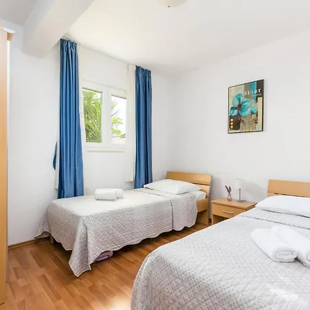 Апартаменты With Swimming Pool Seget Vranjica, Trogir - 24946