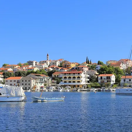 With Swimming Pool Seget Vranjica, Trogir - 24946 * Сегет-Враница